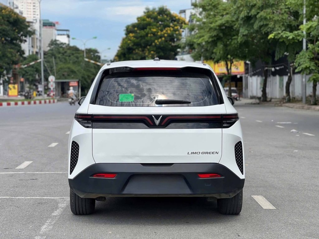 Ngoại thất VinFast Limo Green