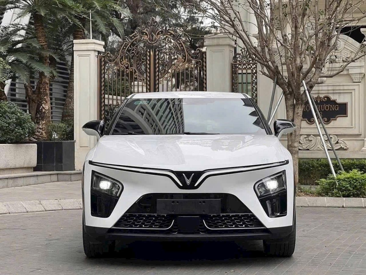Tổng quan VinFast VF 7