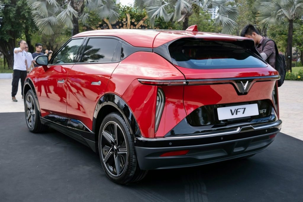 Vận hành VinFast VF 7